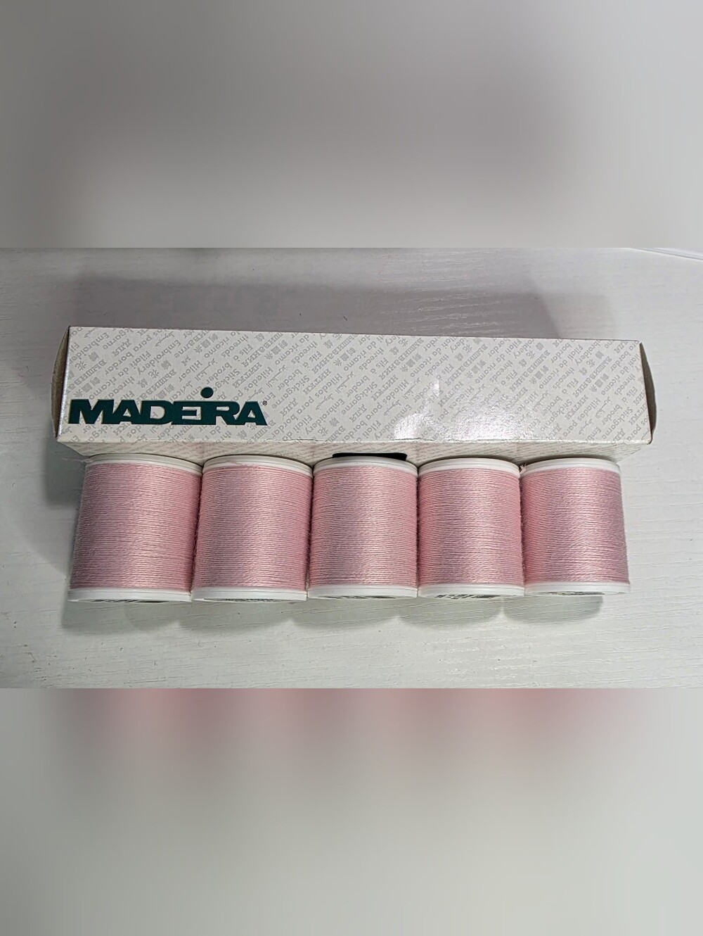 Madeira Embroidery Thread Color 3919 200m 5-pack Spools